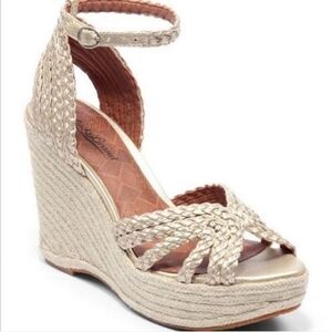 Lucky Brand Cream Wedges